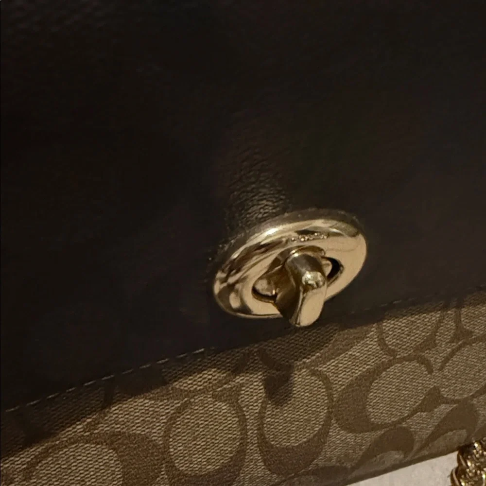 Coach Two-Tone Signature Turnlock Crossbody Bag in Brown and Black